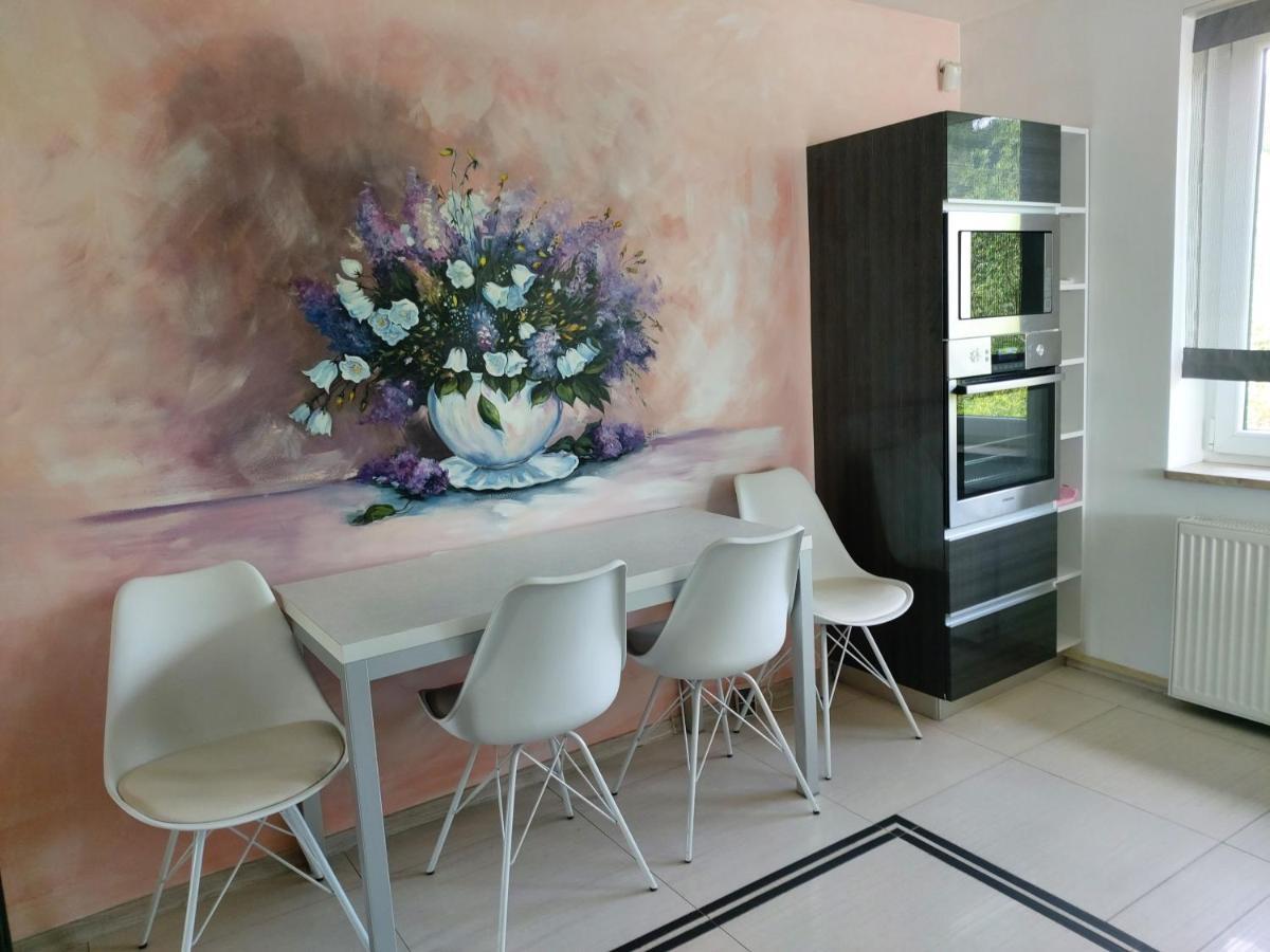 Holiday home Dom Nad Jeziorem Roznowskim Tegoborze